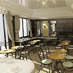 H10 Palazzo Canova Otel 4*