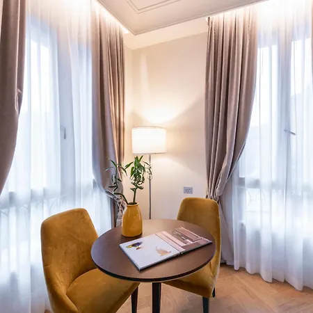 Отель H10 Palazzo Canova Венеция