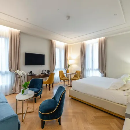 H10 Palazzo Canova Венеция