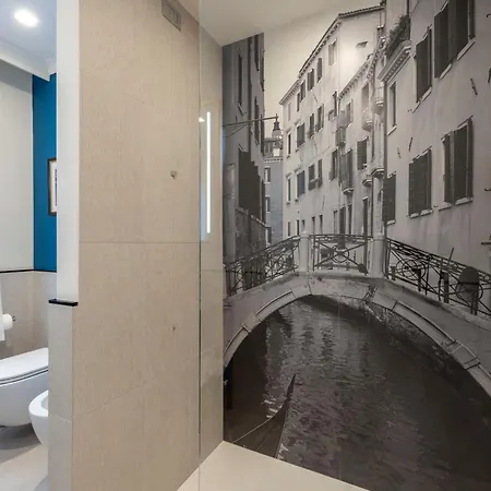 H10 Palazzo Canova 4* Венеция