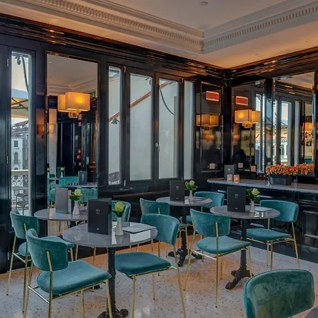 H10 Palazzo Canova 4* Венеция