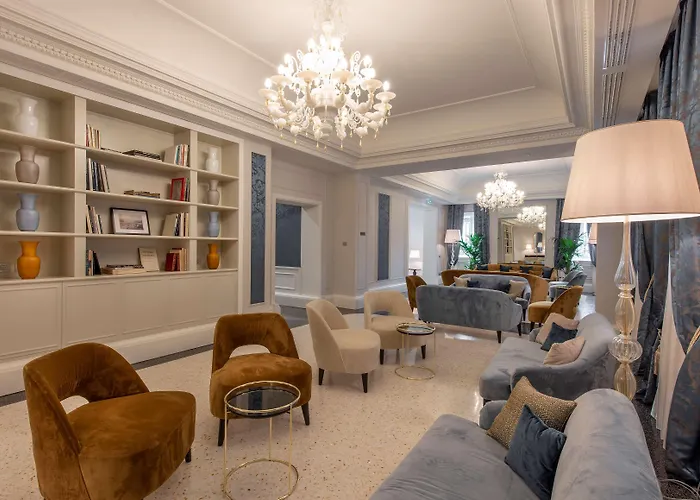 H10 Palazzo Canova 4* ונציה