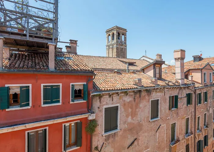 H10 Palazzo Canova 4* ונציה