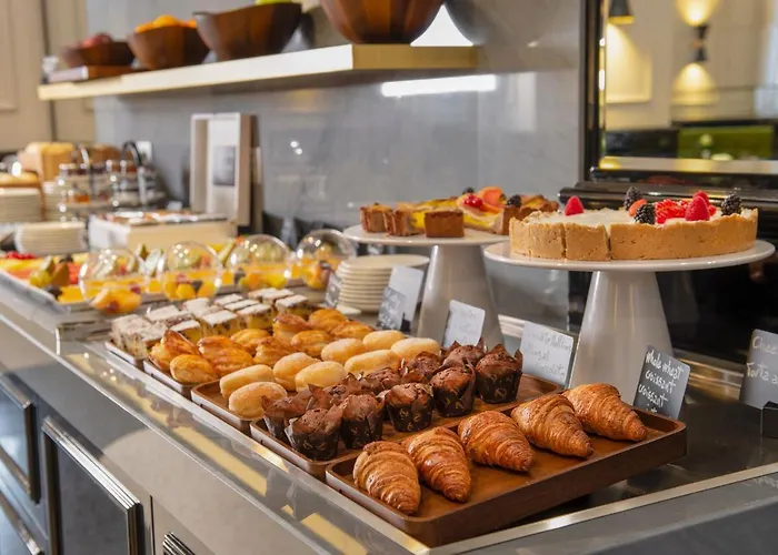 H10 Palazzo Canova 4* ונציה