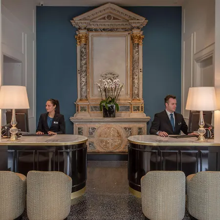 H10 Palazzo Canova 4*