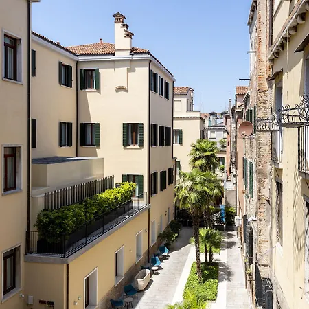 Hotel H10 Palazzo Canova Venezia