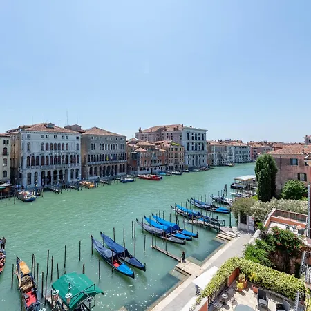 Hotel H10 Palazzo Canova