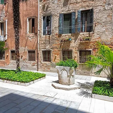 H10 Palazzo Canova 4* Wenecja