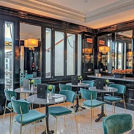 H10 Palazzo Canova Hotell Venedig