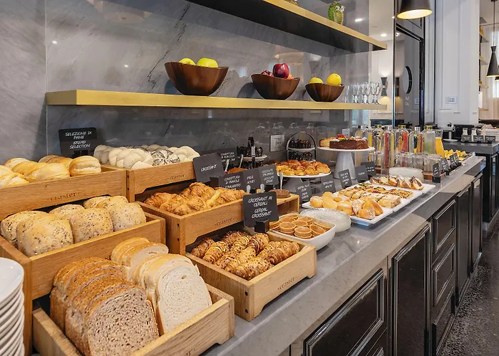 H10 Palazzo Canova 4*