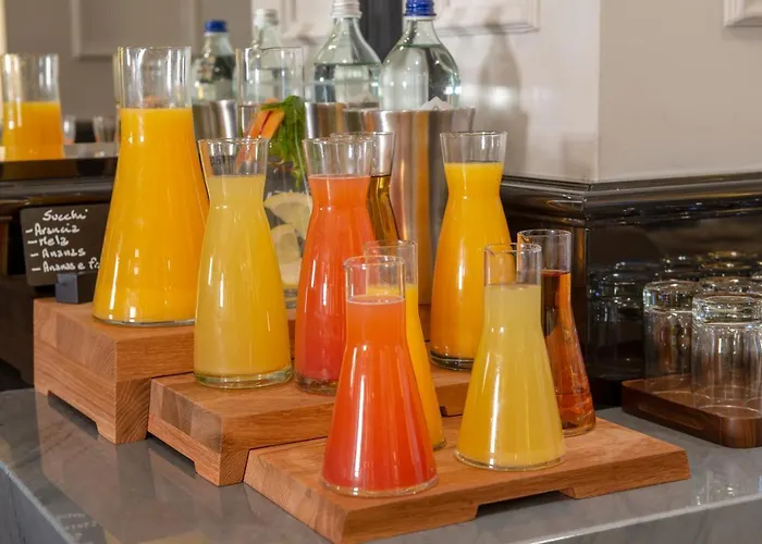 ホテル H10 Palazzo Canova ヴェネツィア