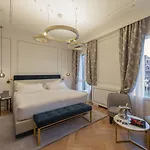 H10 Palazzo Canova Hotel 4*