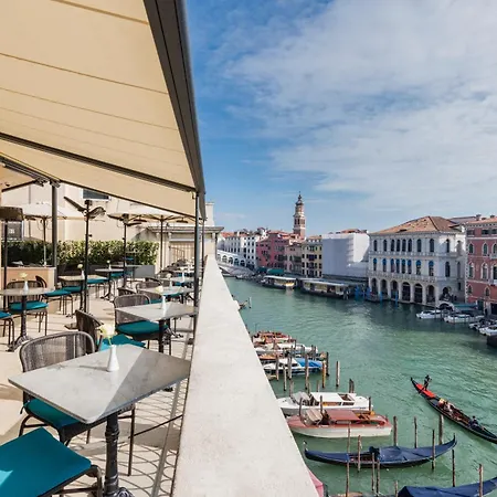 Hotel H10 Palazzo Canova Venice