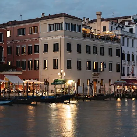 H10 Palazzo Canova Venice