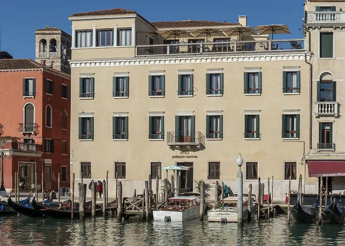 H10 Palazzo Canova מלון 4*