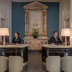 H10 Palazzo Canova 4*