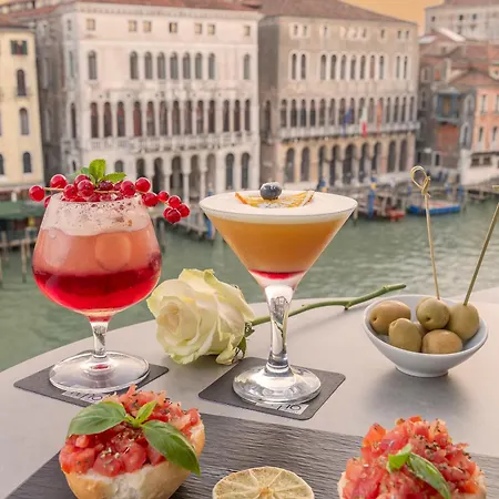Otel H10 Palazzo Canova 4*