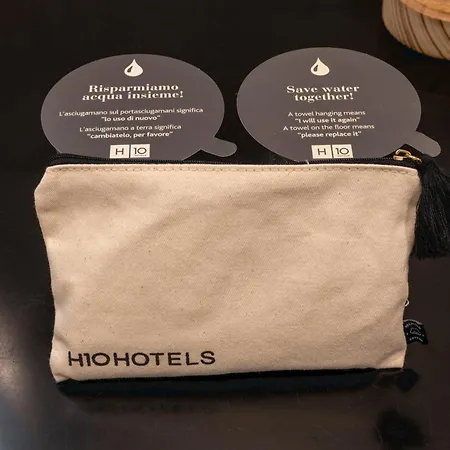 H10 Palazzo Canova Otel